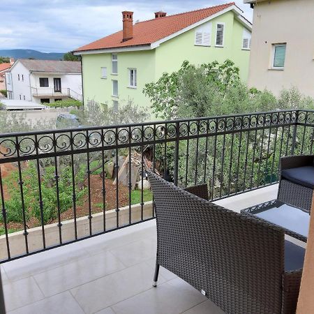 Apartments Leondori Krk Town Exterior photo