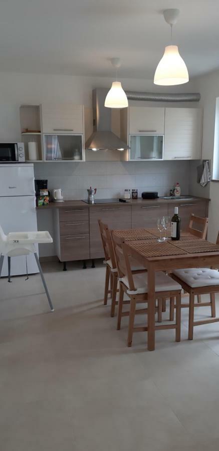 Apartments Leondori Krk Town Exterior photo